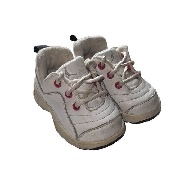 Vintage Michael Air Jordan Retro White & Pink Baby Toddler Sneakers Size 3 - Picture 1 of 8
